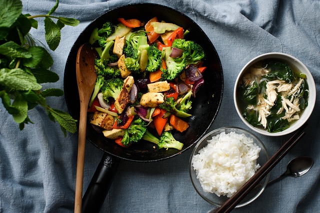 Tofu w ciąży i podczas karmienia piersią – czy można je jeść?